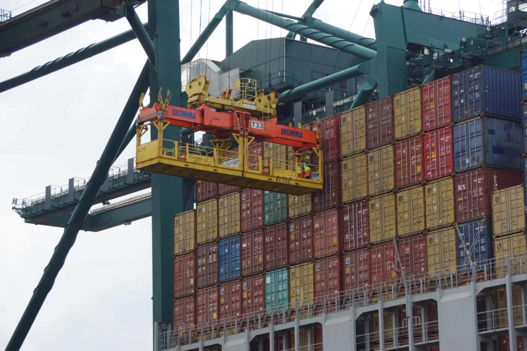 containrar i Bromma gällande industri.